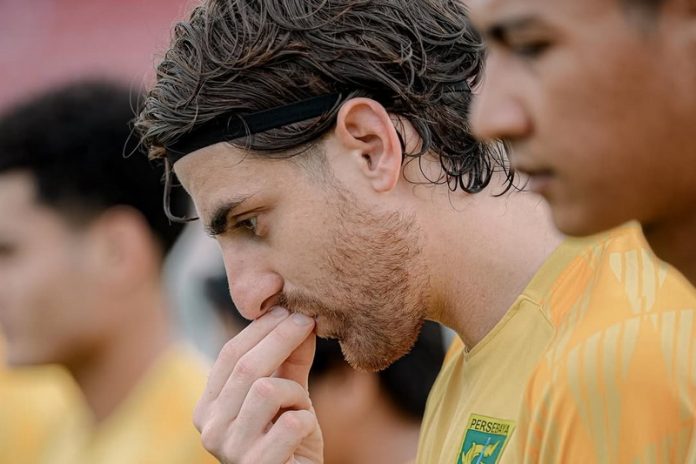 Dejan Tumbas (Instagram @dejant19) 01