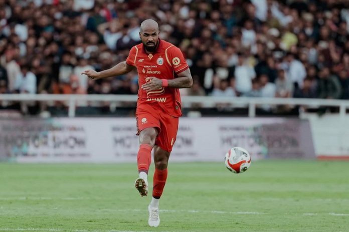 Thales Lira (Instagram @thaleslira40) 02