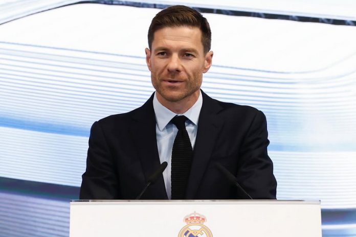 Xabi Alonso (Instagram @xabialonso) 05